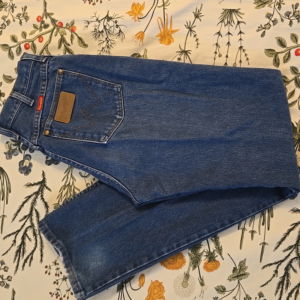 90s Women's Wrangler Jeans, Boot-Cut, Cowboy Fit, 9 Waste x 34 Inseam, Med Wash